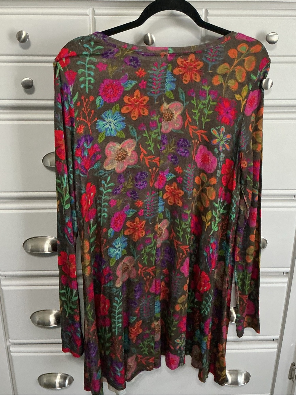 Natural Life STEVIE Long Sleeve Soft Mini Dress in Rainbow Garden Black M - Picture 3 of 9